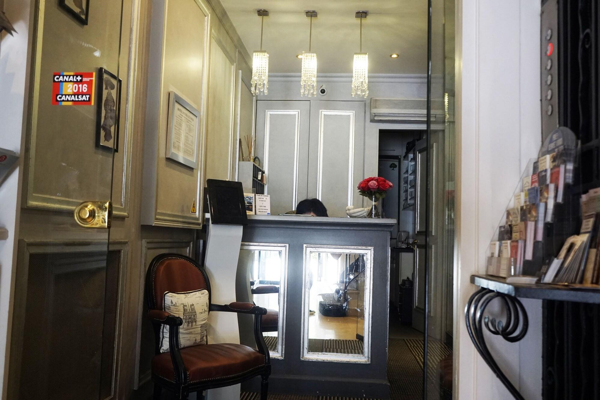 Hotel Riviera Elysees Paris Exterior foto